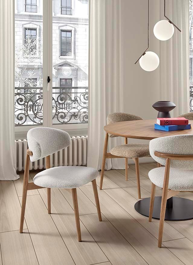 Stoel Luzt Natural Wood Floud Pearl