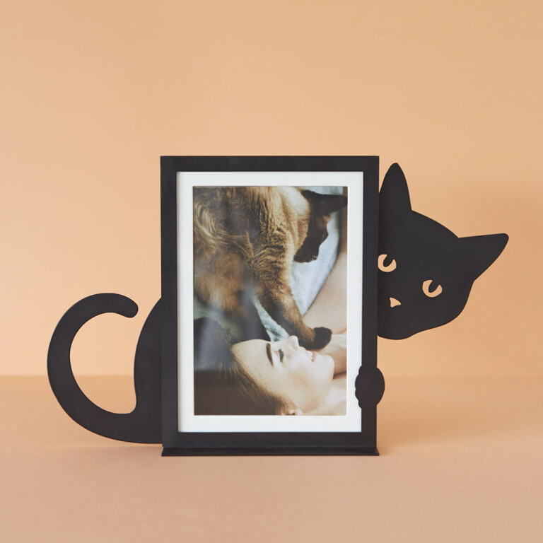 Balvi Fotokader Hidden Cat Black voor Foto 15x10 cm - Verticaal - 31x19.5 cm - Metaal