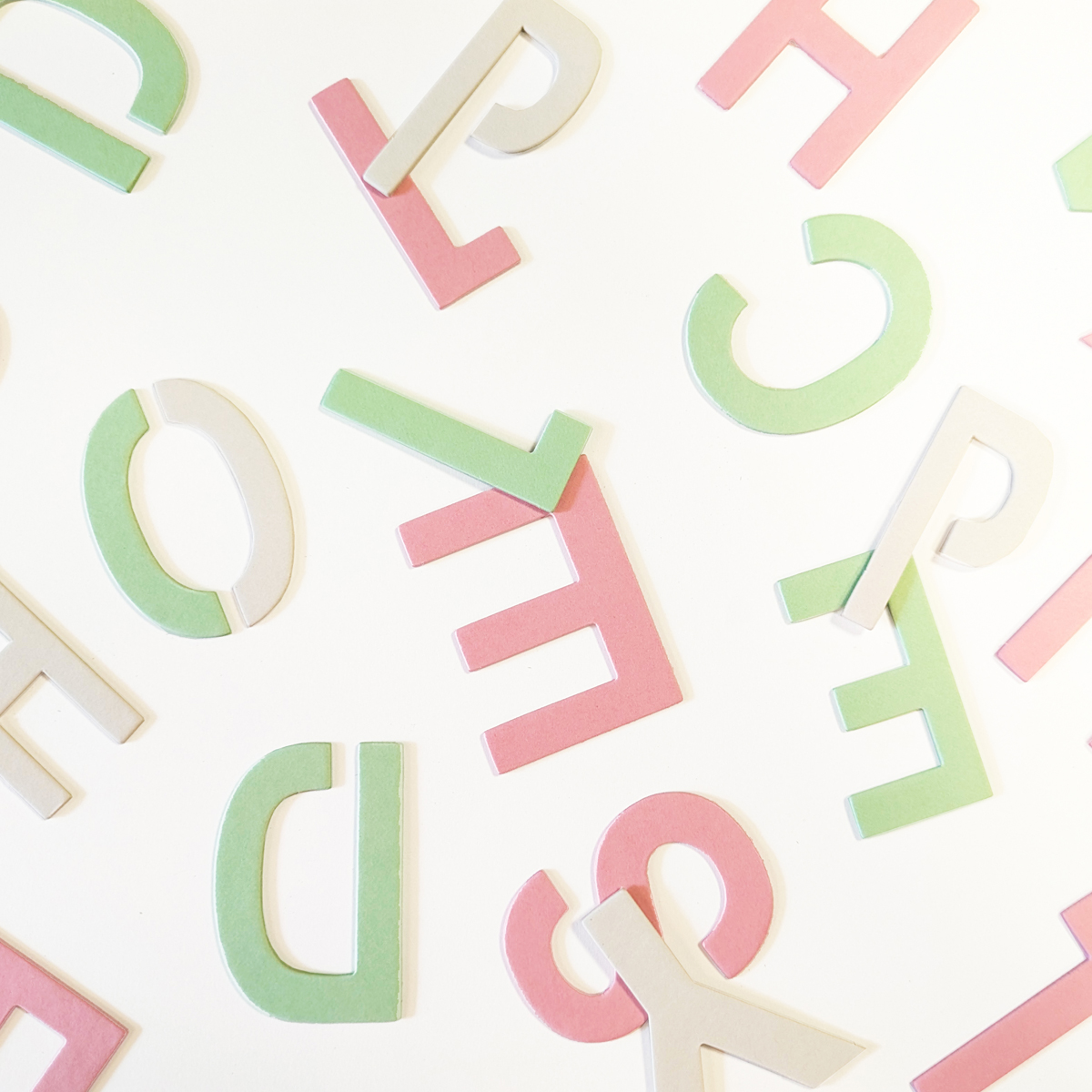 Puki Wuki Letter Confetti Roze/Groen