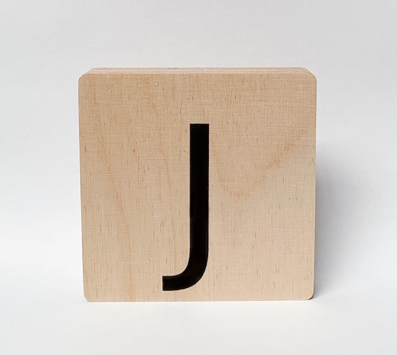 Minimou Letter Hout J 18 Mm
