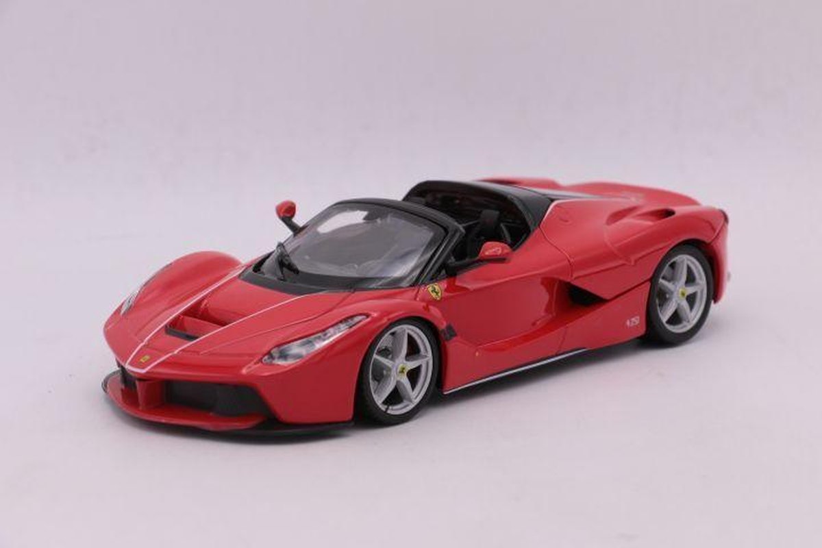 Burago Ferrari Laferrari Aperta 1:24