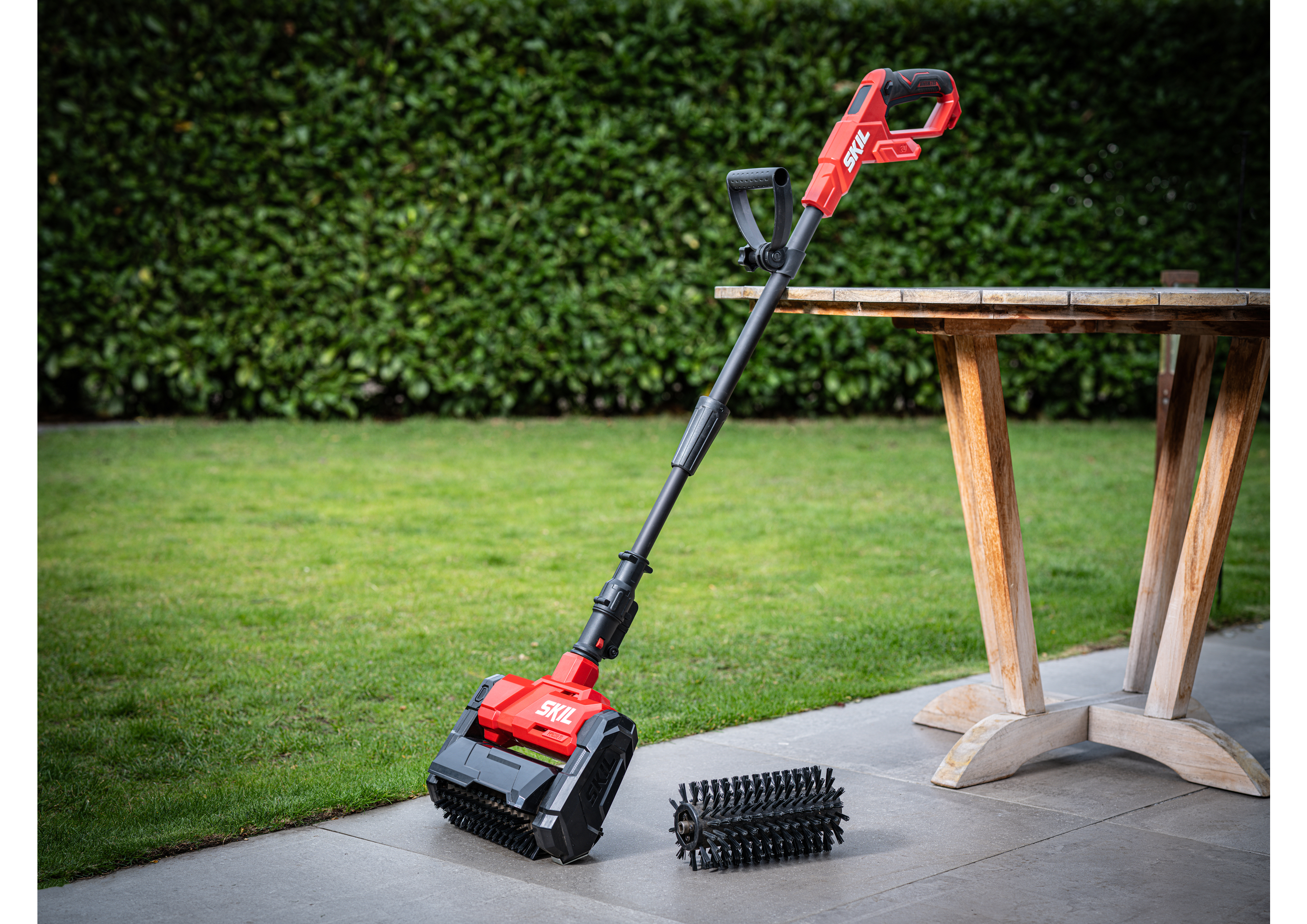 Skil Accu Terrasreiniger 0680CA met Borstelloze Motor 20V Max li Exclusief Accu