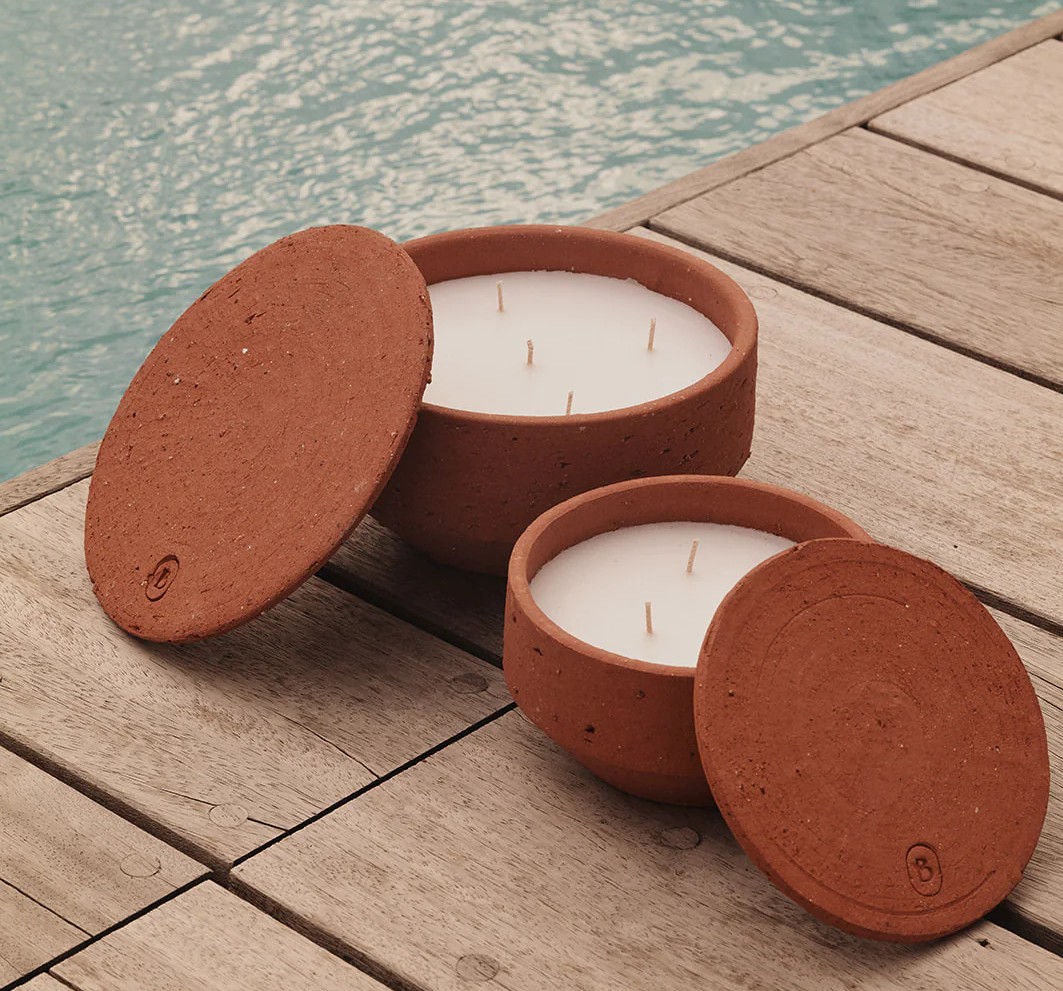 Bellume Buitenkaars Barro Terra 2230g - 26x11 cm - 90 Branduren - 5 Wieken