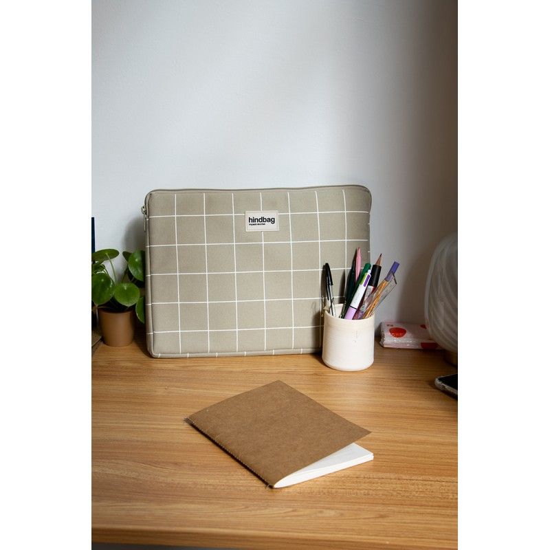 Hindbag Ava M Laptopsleeve 15" Limited Edition Le Carnet Geruit Clay-White 38x2x27 cm