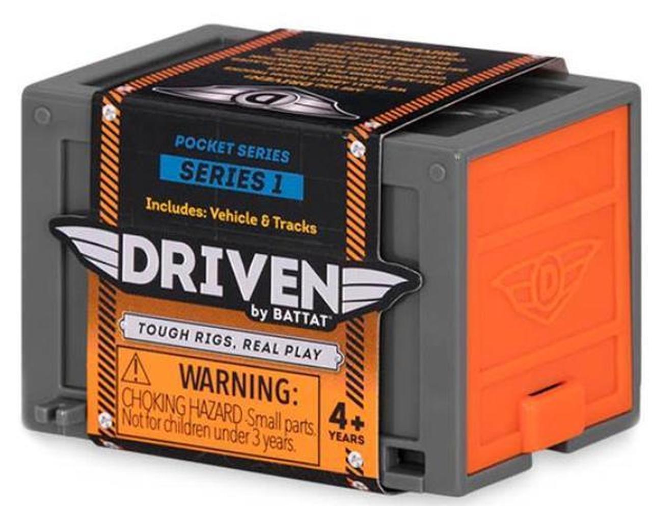 Driven Pocket serie 1, container garage met 1 auto en straatdeel