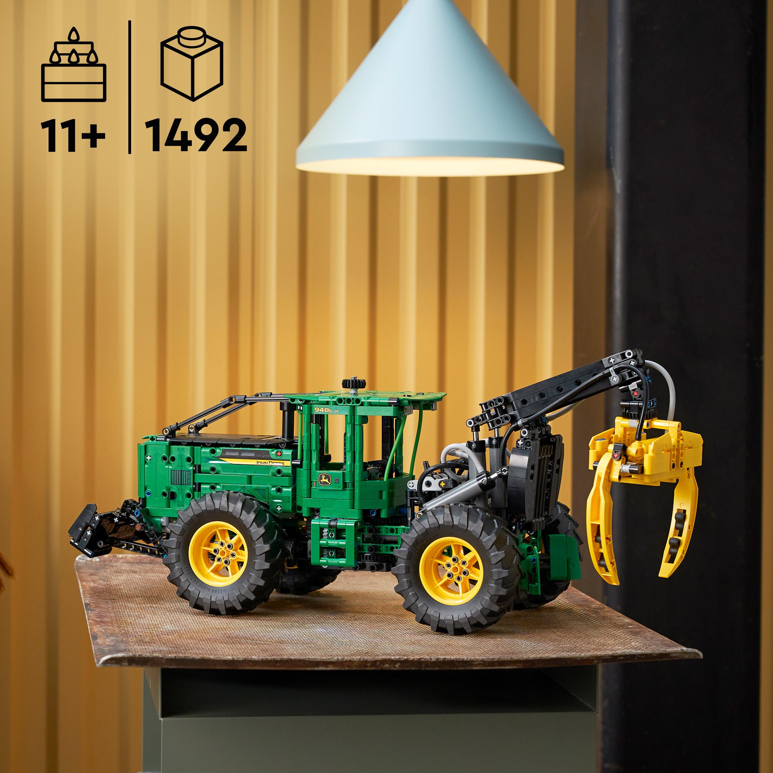 LEGO Technic 42157 John Deere 948L-II Houttransportmachine
