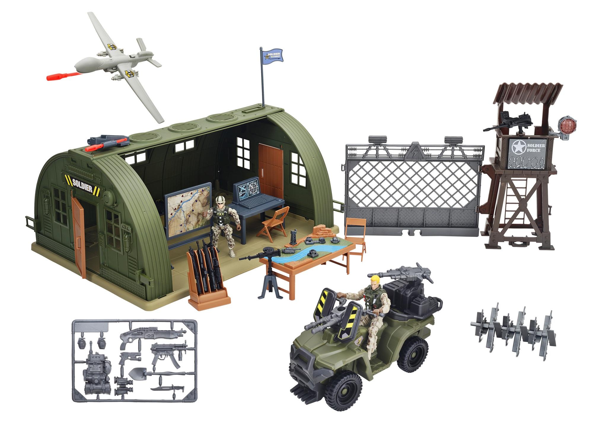 Soldier Force Command Compound, Loods met voertuigen en toren