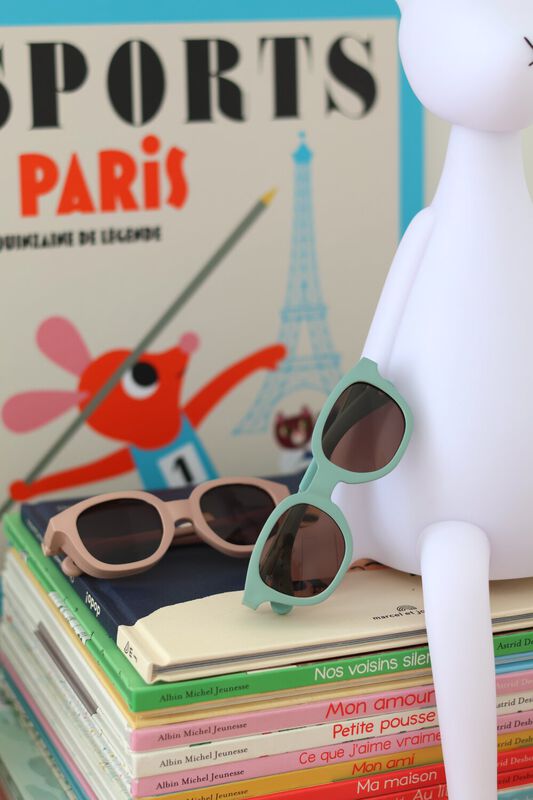 Beaba Zonnebril Square 9-24 maand Lucky-Sage Groen