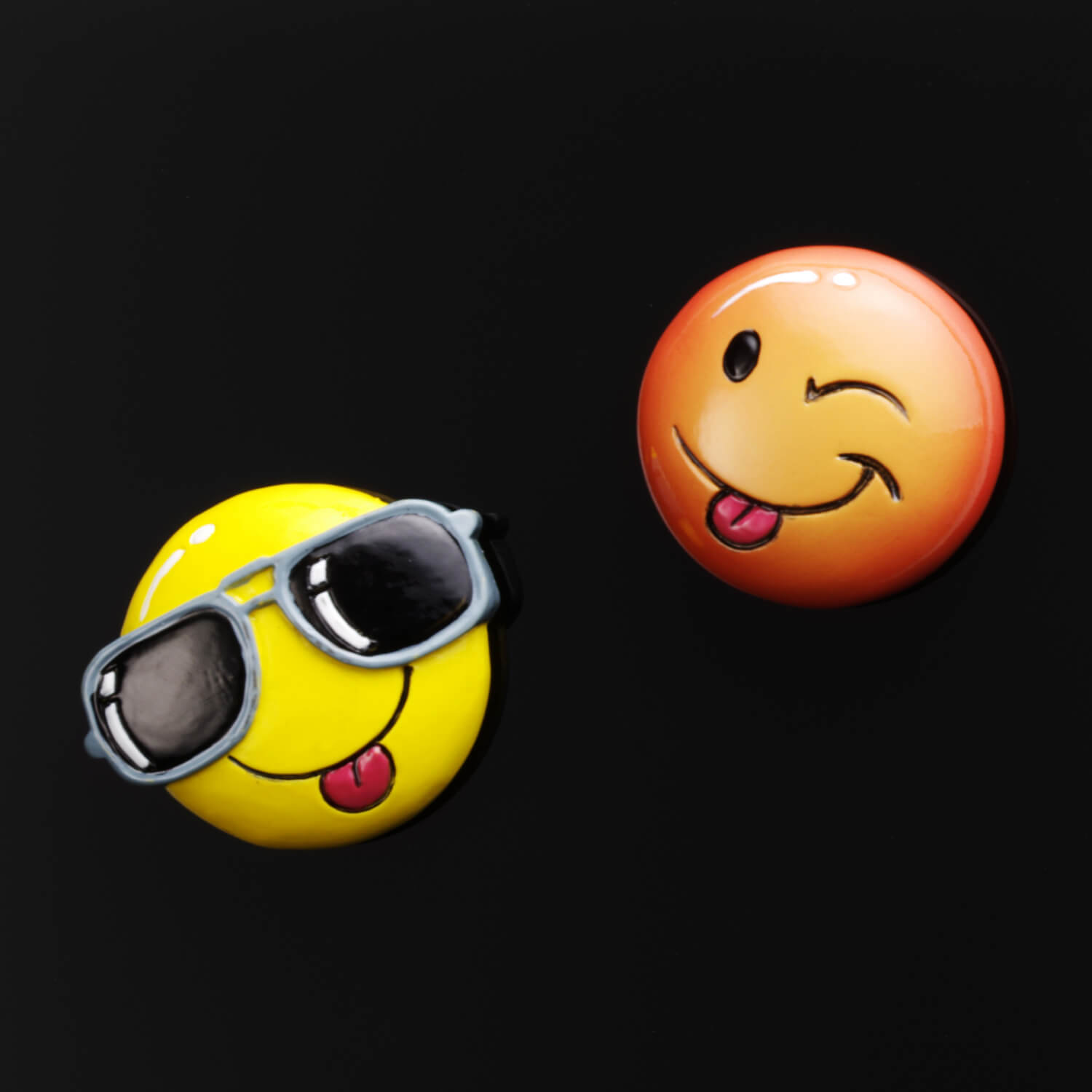 Naga Nord Magneten Smiley 2 stuks - Handgeschilderd