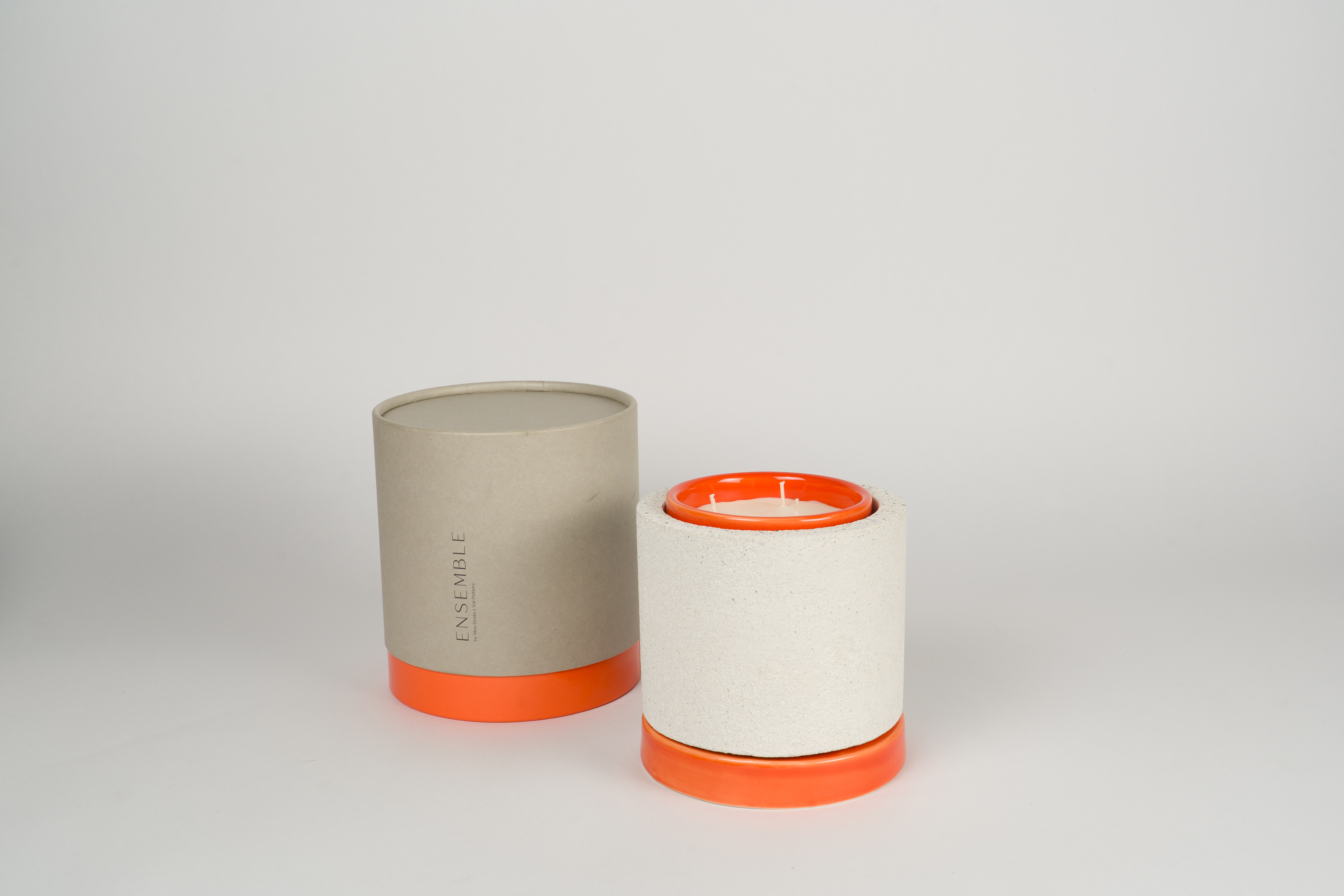 Mon Dada x Val Pottery Geurkaars Set Ensemble Orange Peel 3-delig - Beton/Keramiek/Kaars met 3 Lonten