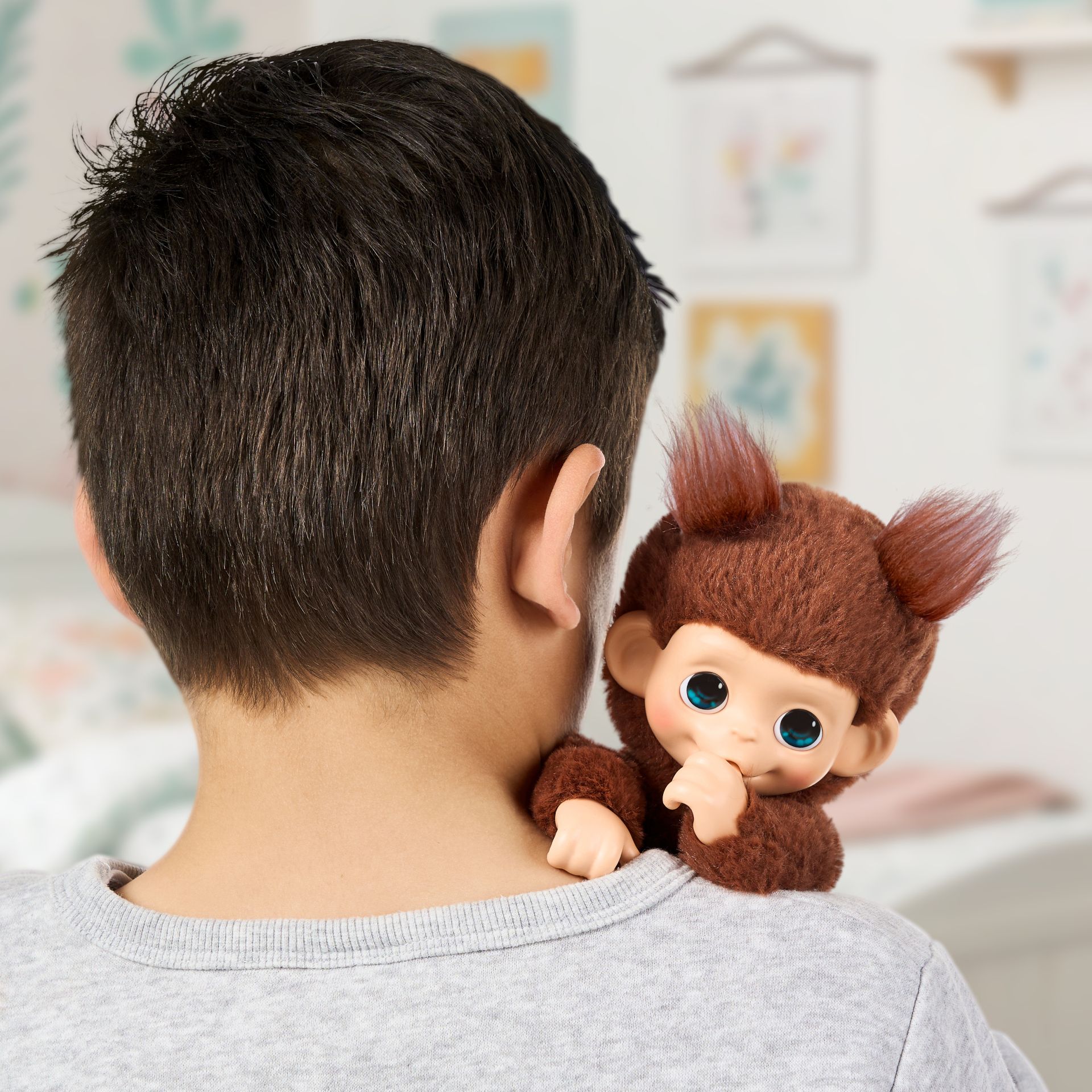 Little Live Pets My Baby Mini Monkey Brown Cherri meer dan 20 geluiden en reacties