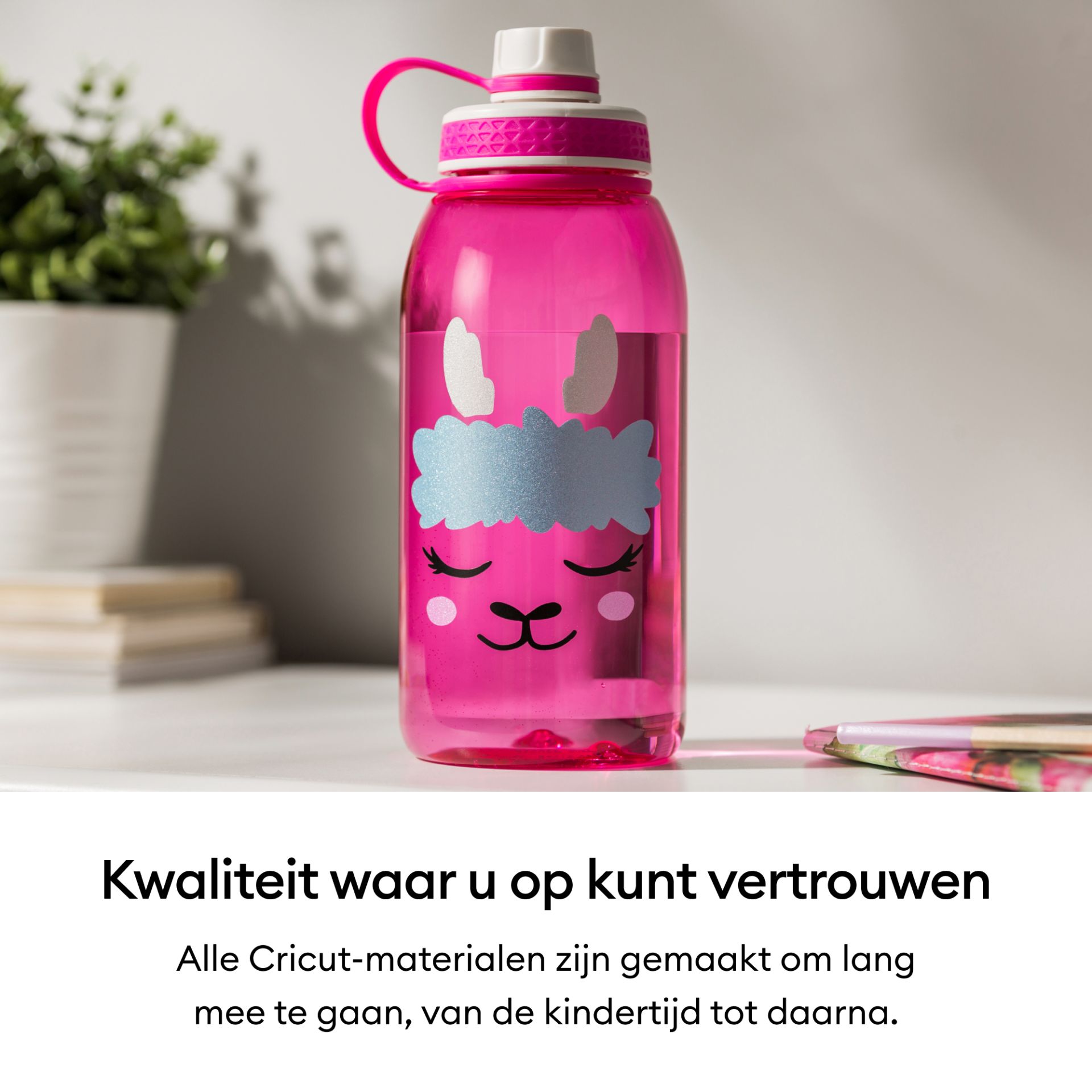 Cricut Joy Smart Vinyl Permanent 14x122 cm - Zwart met gloed (1 vel)