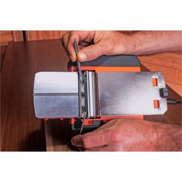 Black+Decker Schaafmachine 710 Watt