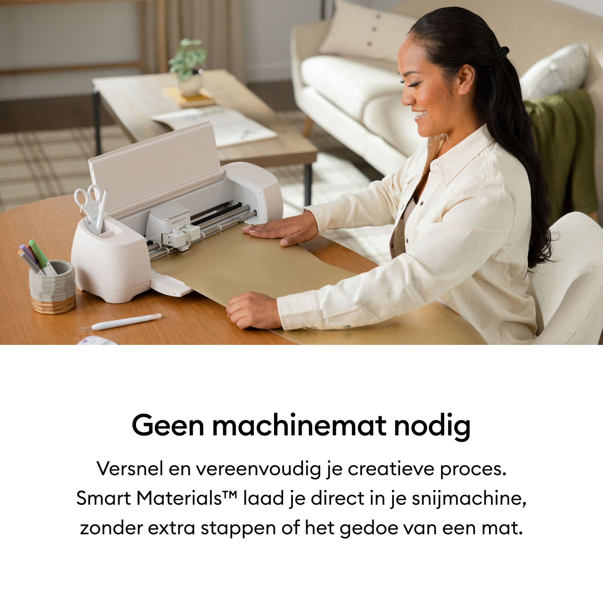Cricut Joy Smart Vinyl Permanent 14x122 cm - Goud met gloed (1 vel)