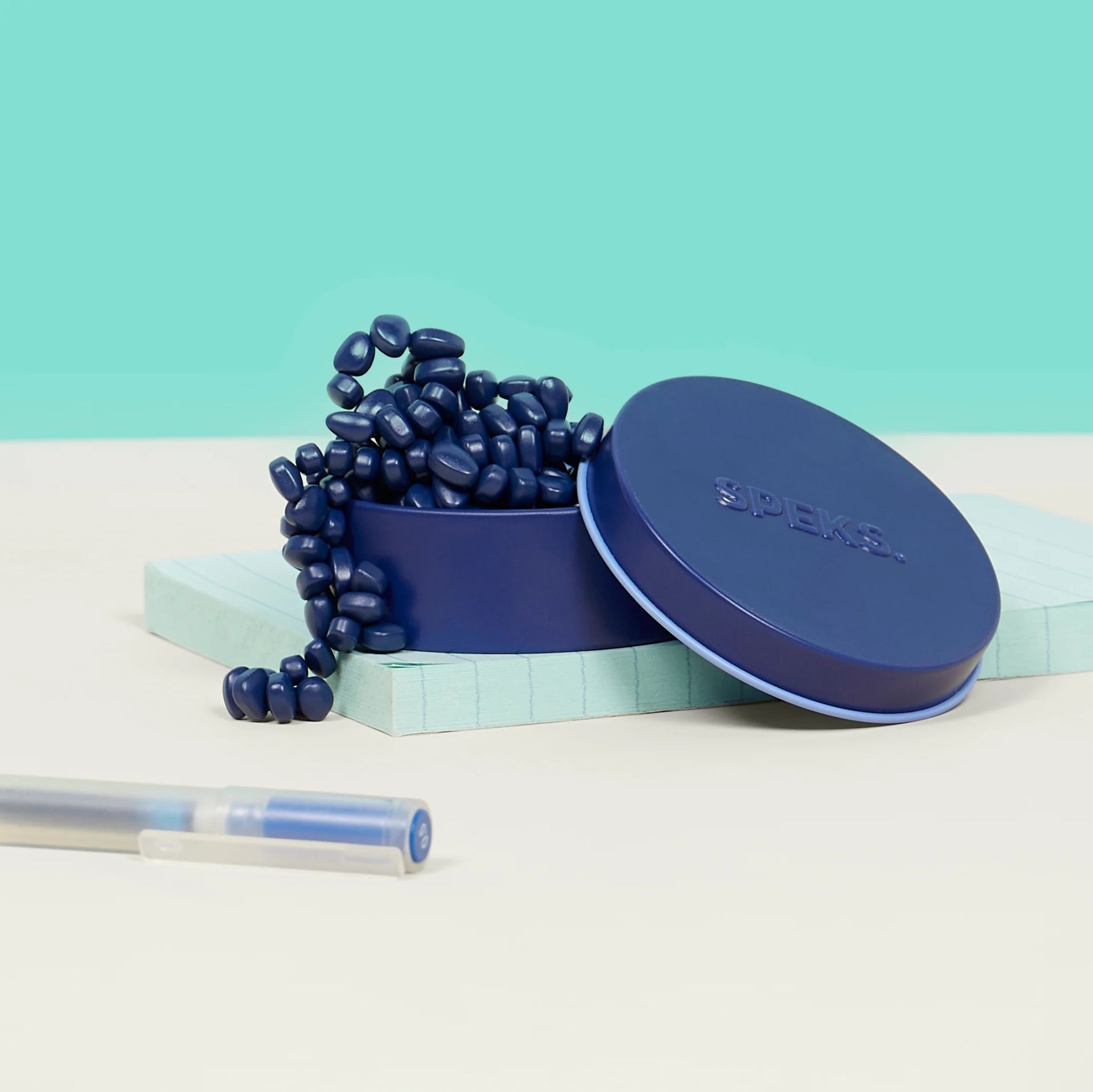 Speks Crags Mini Magnetic Fidget Putty Matte Indigo - 7x7x2.8 cm - Rare Earth Magnets