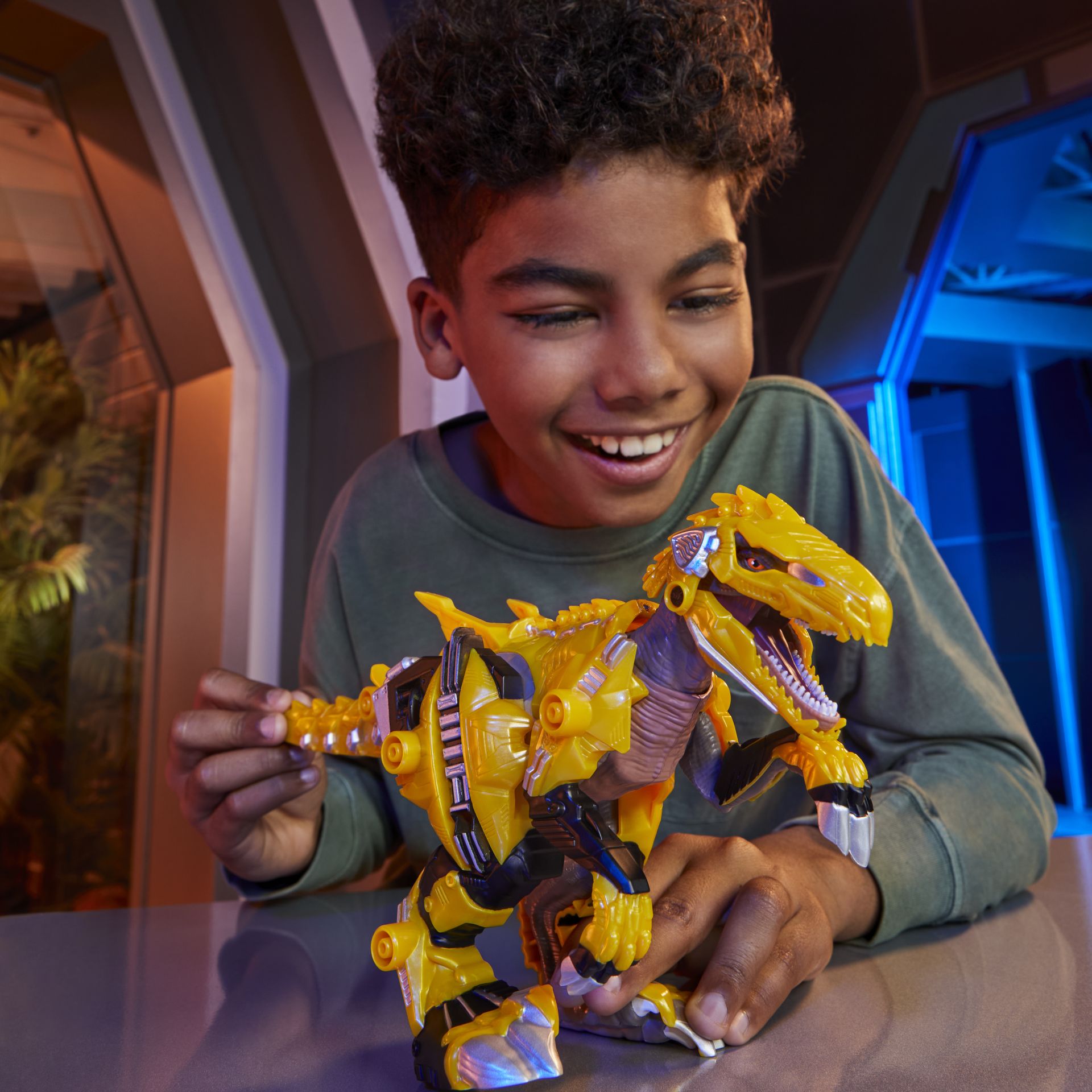 Armorsaurs Armor-Up Dinosaur - Yellow Raptor Blaze
